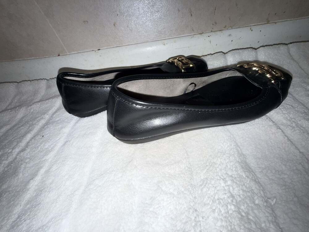 Aerosoles Big Bet Black Ballet Flats with Gold-Tone Chain Detail - Picture 7 of 8